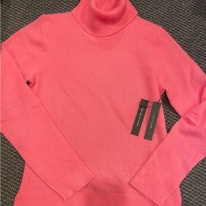 NWT Tahari 2ply cashmere turtleneck, pink